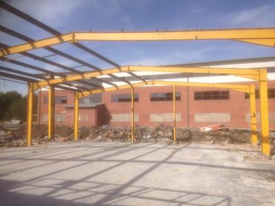 100 ft x 50 ft x 15 ft - (30.5m x 15.2m x 4.5m) used steel building