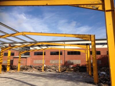 100 ft x 50 ft x 15 ft - (30.5m x 15.2m x 4.5m) used steel building