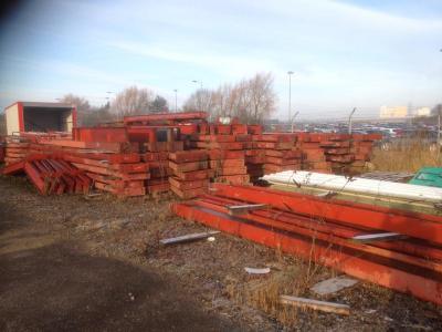 320 ft x 65 ft x 26 ft - Used Steel Frame