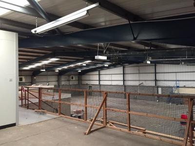 100 ft x 95 ft x 18 ft - (30.5m x 29m x 5.5m) Used Steel Building For Sale