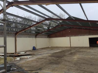 65 ft x 40 ft x 12 ft - (20m x 12.2m x 3.7m) Used Steel Building